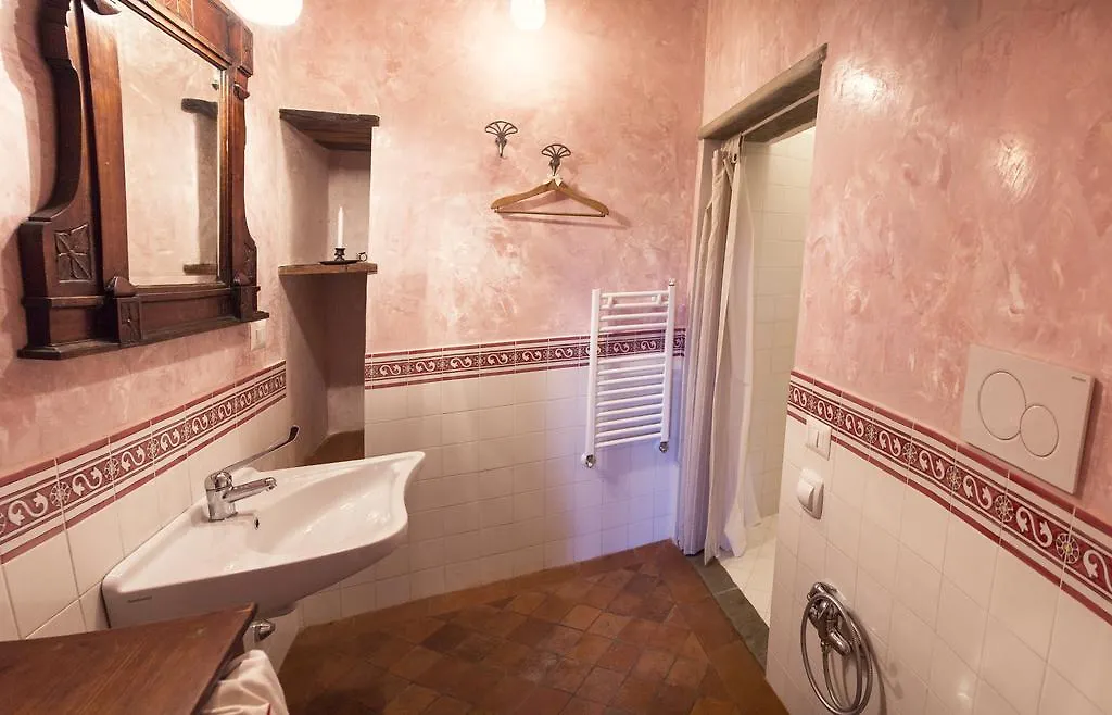 Agriturismo La Romagnana Pistoia Apartment